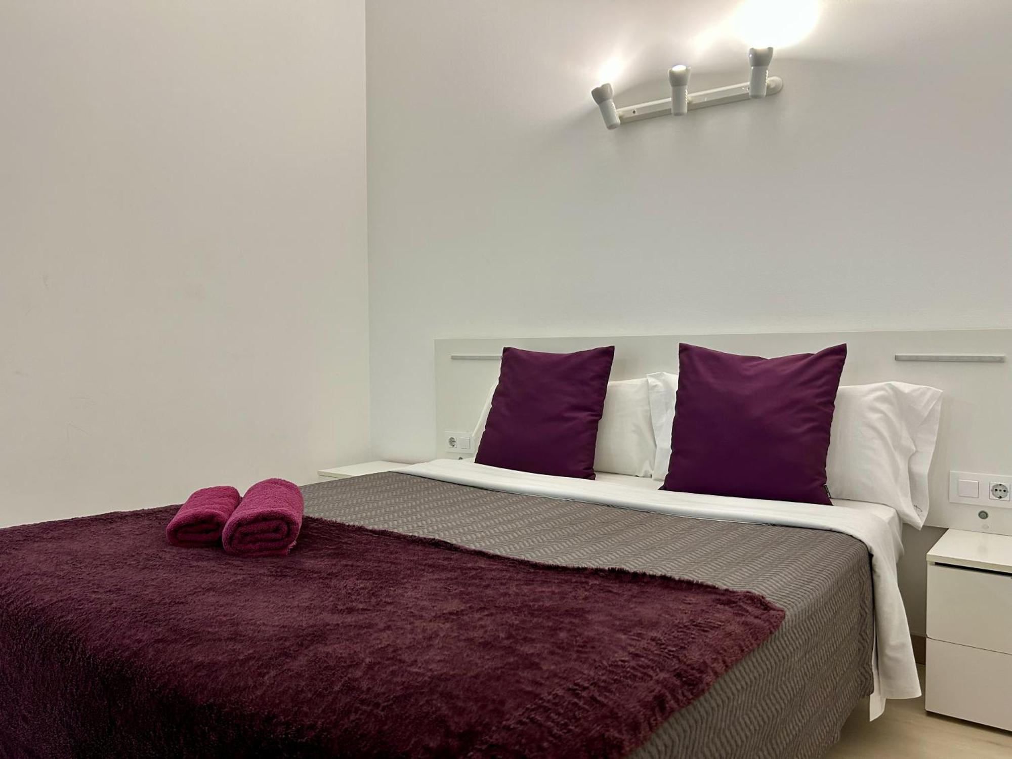 Apartahotel Baldiri Sant Boi de Llobregat Exterior foto